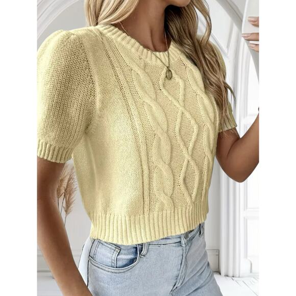Soft Pastel Yellow Cropped Cableknit Short Sleeve Sweater Women XL Trending Chic - Picture 2 of 8